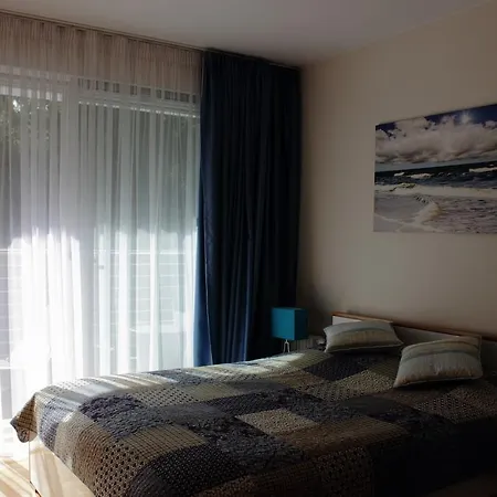 Apartament Flotylla Apartment *